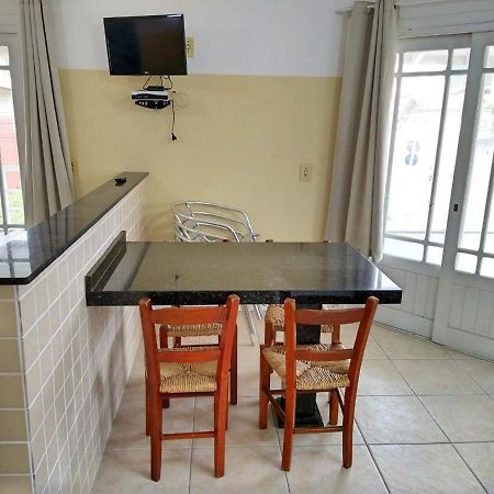 דירות בומבינאס Ap 1 Dorm - Res Ilha Das Gales - Ate 4 Pessoas מראה חיצוני תמונה