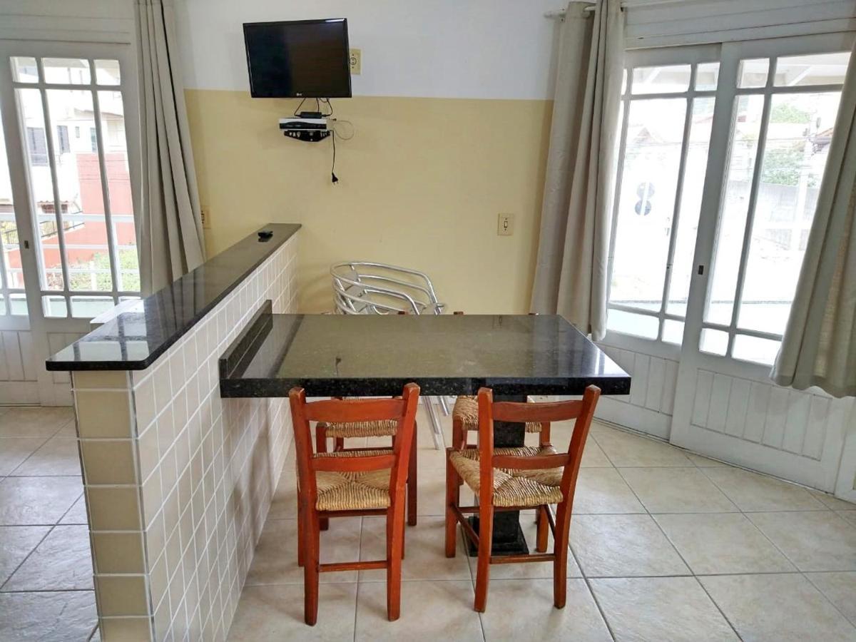 דירות בומבינאס Ap 1 Dorm - Res Ilha Das Gales - Ate 4 Pessoas מראה חיצוני תמונה